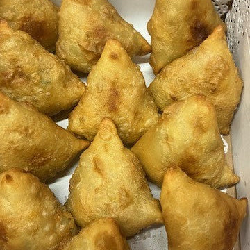 12 🥟 VEGETABLE SAMOSAS 💛 BEST VALUE